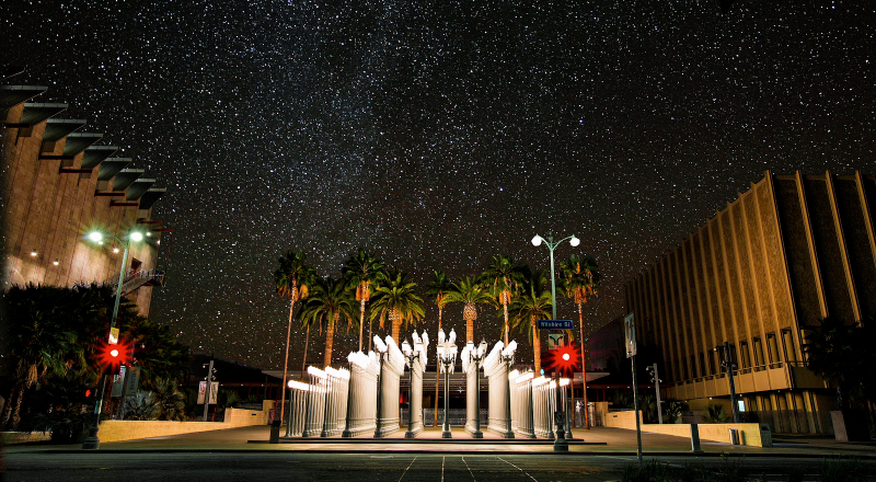 Illustration for article titled These Images Show the Night Sky That Hides Behind Our City Lights